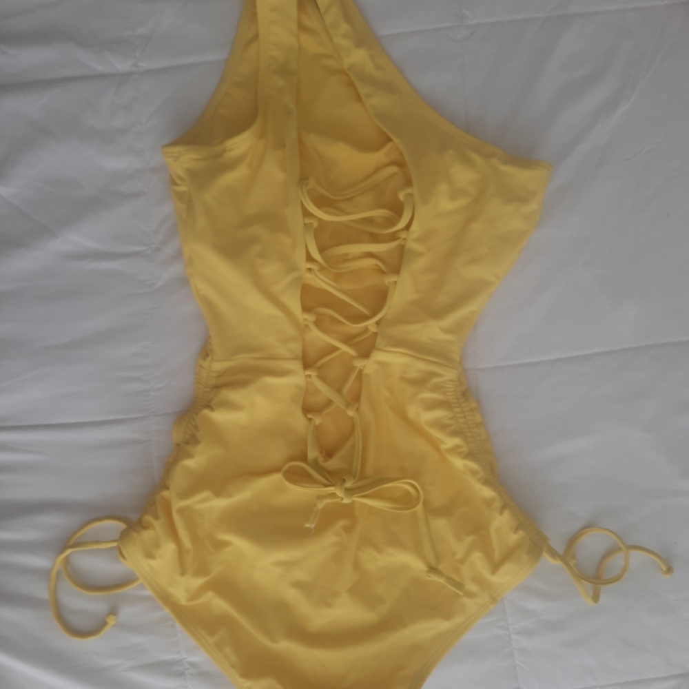 TA3 One Sidey Keyhole Swimsuit Medium XLong In Yellow - Picture 6 of 9